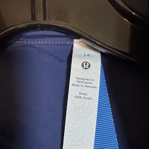 NWOT Lululemon Evergreen Anorak Jacket Night Sea/Blue Nile/Lavender size 14 - Picture 8 of 16